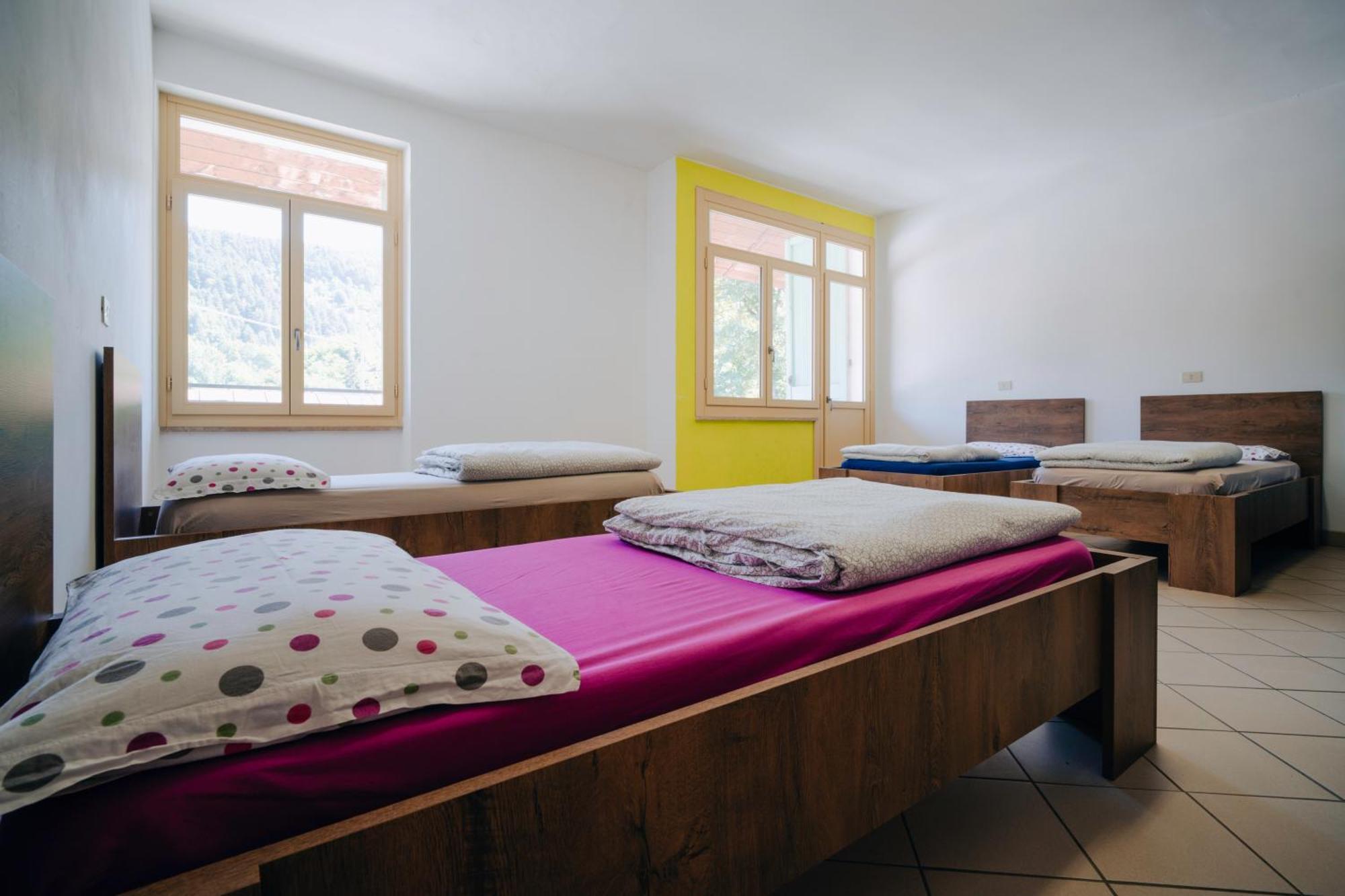 Auberge de jeunesse La Casa Via Del Sale à Limone Piemonte Extérieur photo
