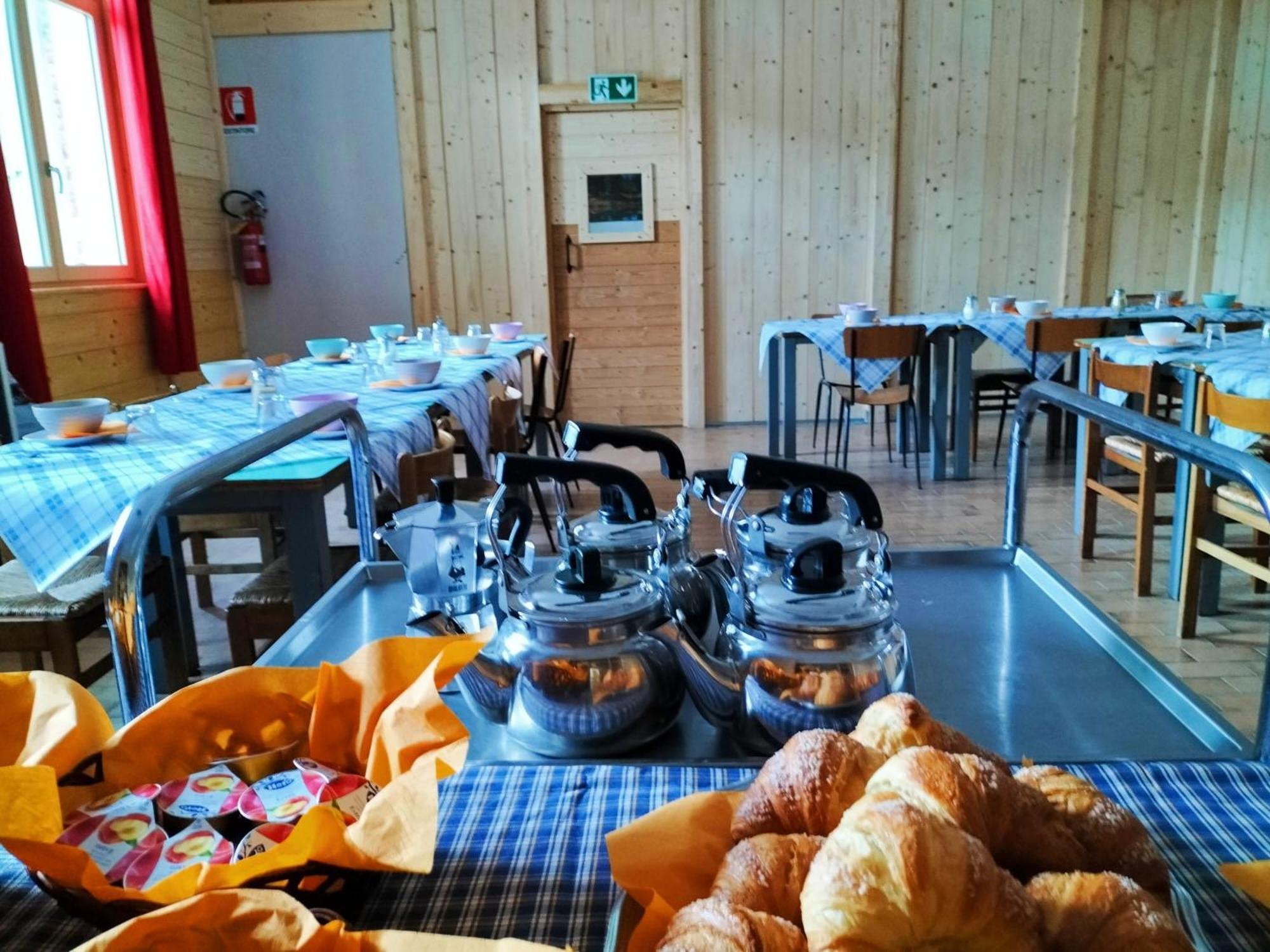 Auberge de jeunesse La Casa Via Del Sale à Limone Piemonte Extérieur photo